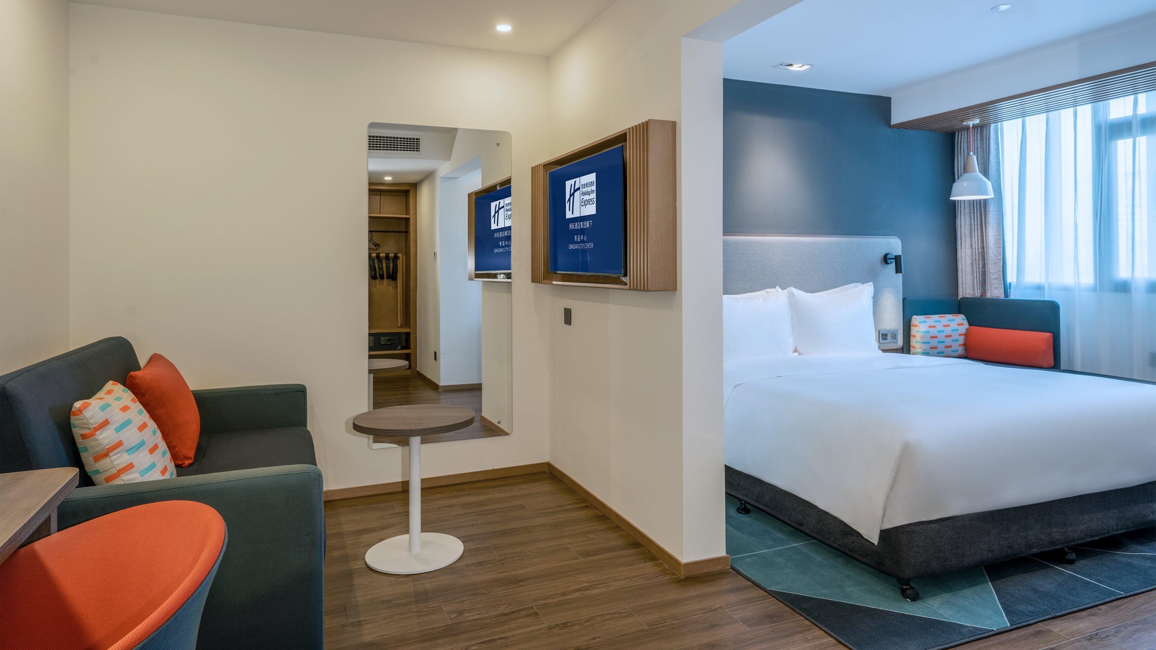 Holiday Inn Express Qingdao City Center By Ihg Exterior photo